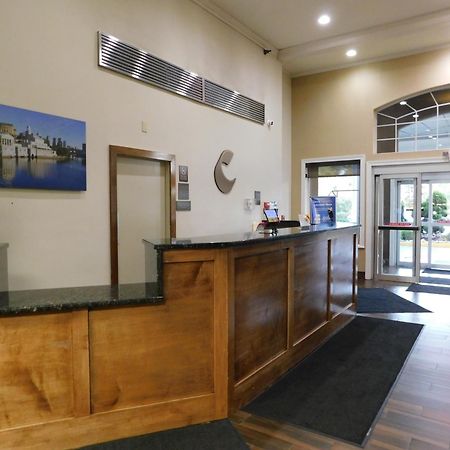 Comfort Inn & Suites Glen Mills - West Chester Екстер'єр фото