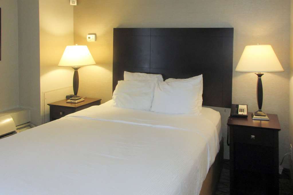 Comfort Inn & Suites Glen Mills - West Chester Номер фото
